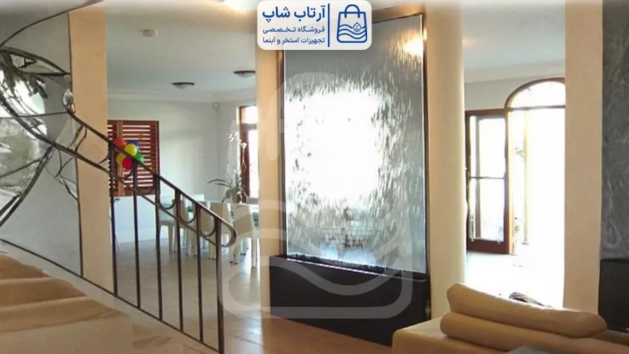 آبنما شیشه ای