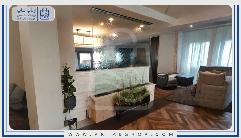 ابنمای شیشه ای